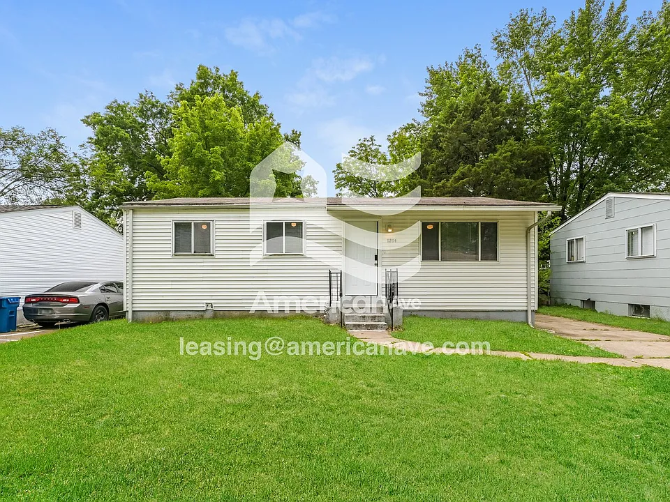 1214 Baron Ave
