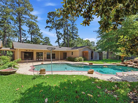 2nd image of 706 Golden Bear Lane