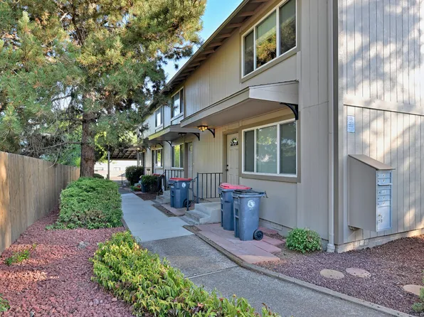 437 Ash St, Central Point, OR 97502