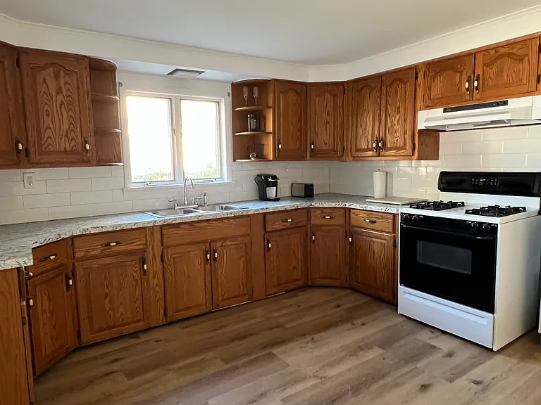 54 N Ermine St #1 — Photo 9