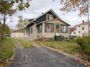 128 Summit Ave, Orchard Park, NY 14127