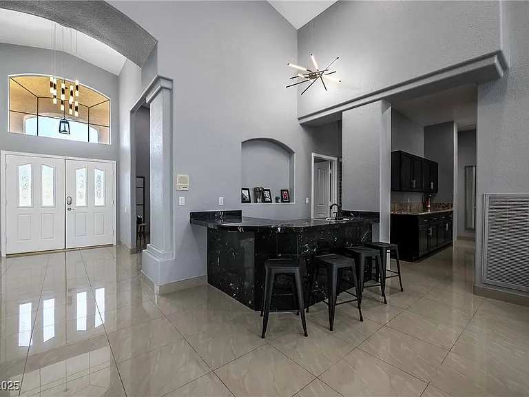1400 Castle Crest Dr — Photo 14