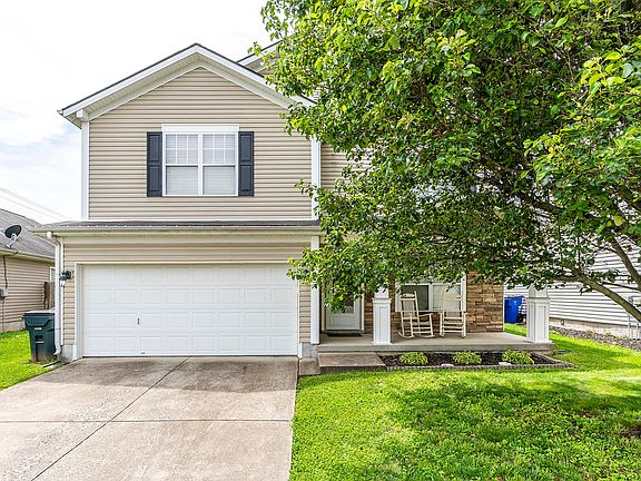 2nd image of 903 Applecross Dr
