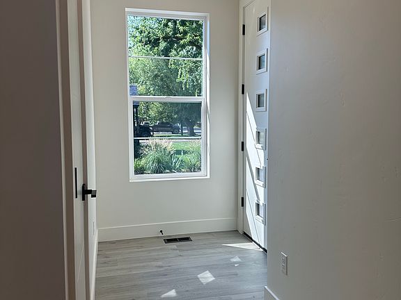 Entry way with closet.