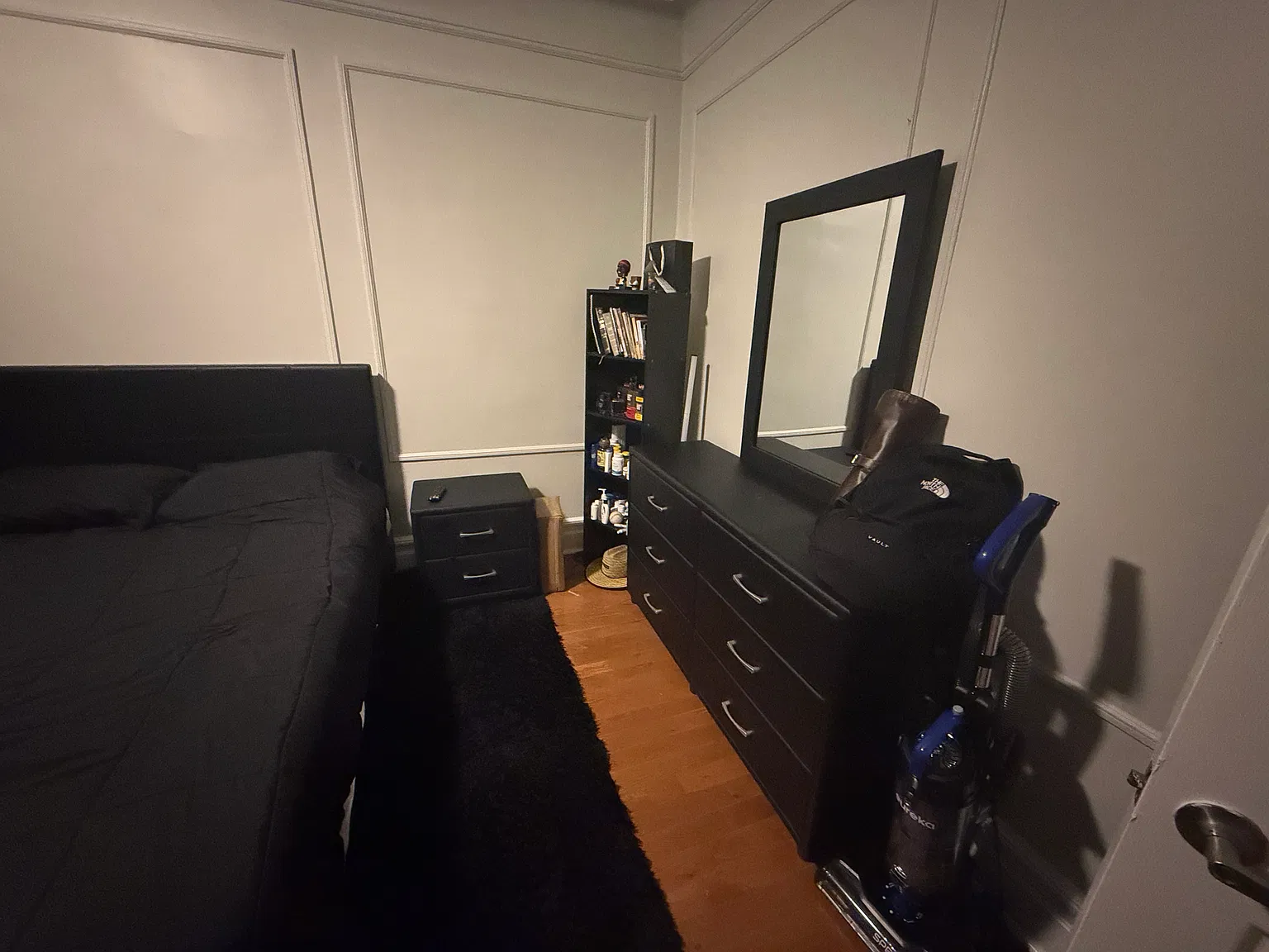 1 bed, 700 sqft, $2,100 — Photo 2