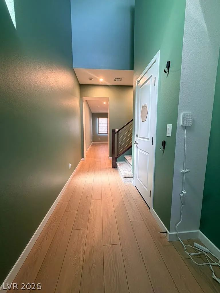 3 bed, 2.5 bath, 1641 sqft, $2,199 — Photo 3