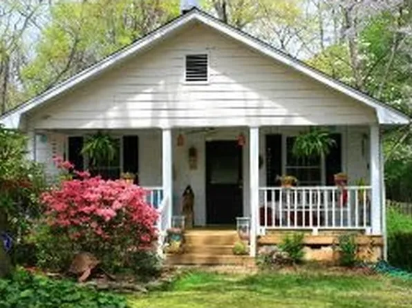 405 Rhomboid St NW, Atlanta, GA 30318