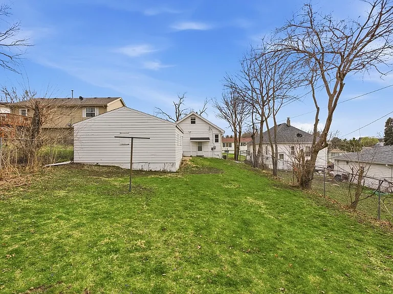 6924 Wirt St — Photo 18