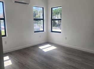 539 SW 7th Ct, Miami, FL 33130