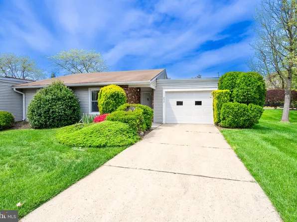 43 A Catalpa Plz, Monroe Township, NJ 08831