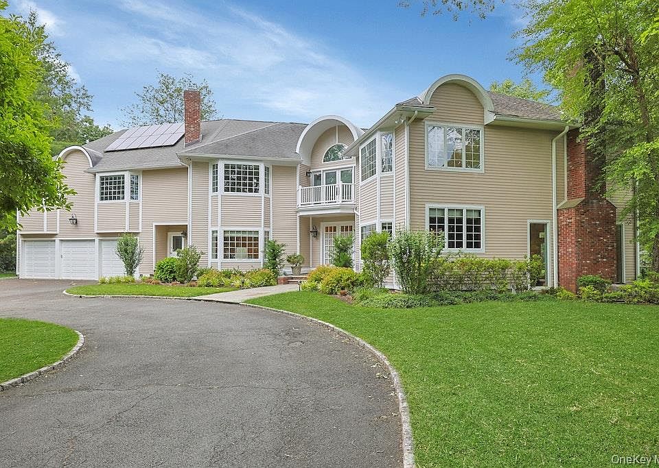 1st image of 9 Old Woods Drive