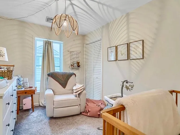 Smallest bedroom.