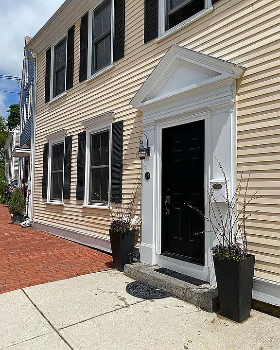 1st image of 29 Milk St