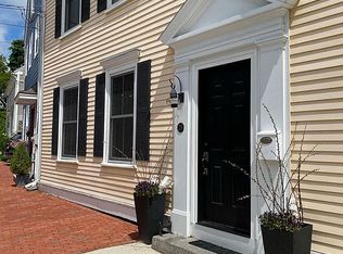 29 Milk St, Newburyport, MA 01950