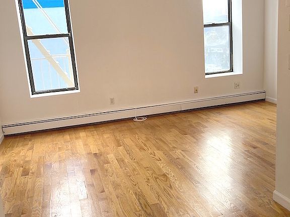 2nd image of 201 E 118th St APT 3D