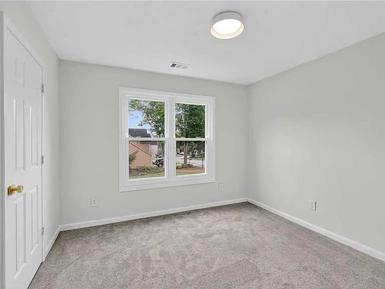 2845 Factor Walk Blvd — Photo 24