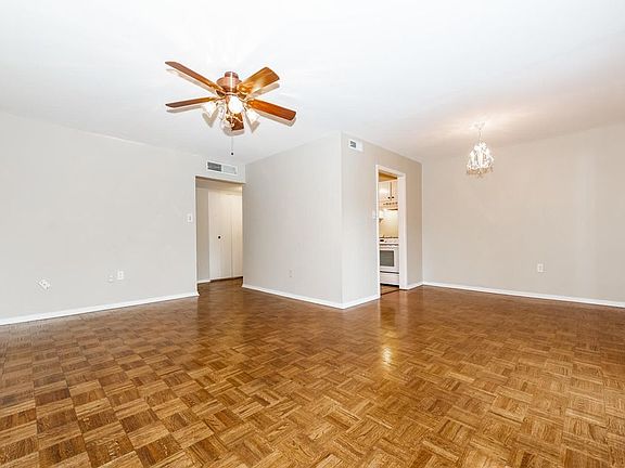 2nd image of 3636 Taliluna Ave APT 130-1