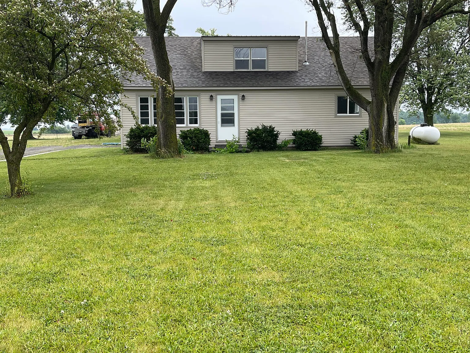 16071 Jonestown Rd photo 1