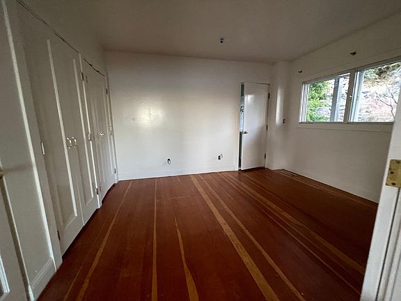 2nd image of 2219 Mar East St