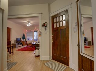 908 W Waveland Ave #3E, Chicago, IL 60613