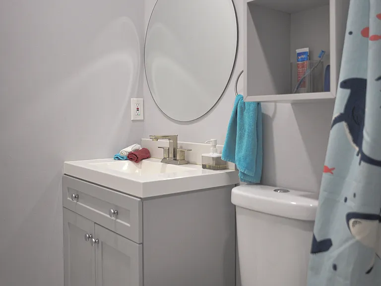 Bathroom 2 - Shower-Bathtub Combo