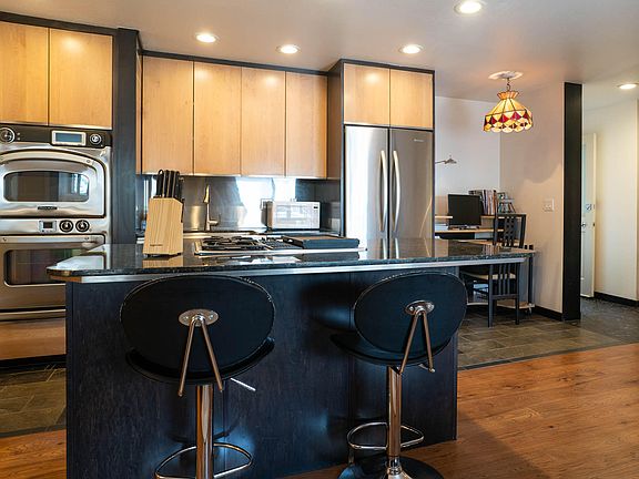 5th image of 2248 Bonne Vie Condo Dr
