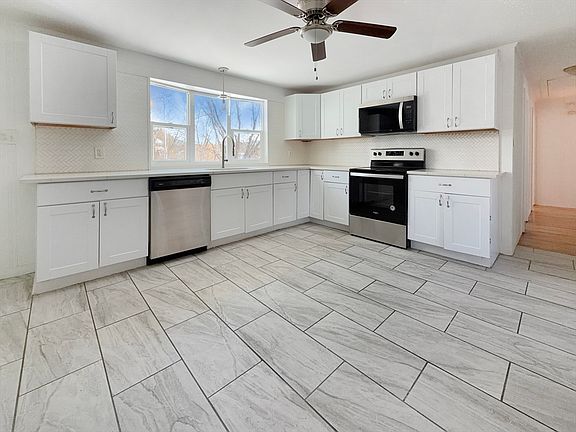 2nd image of 12 Annette St