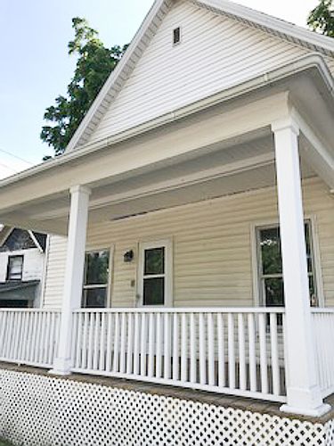 1st image of 321 N Dexter St
