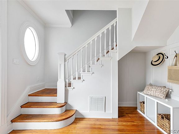 5th image of 520 N 22nd St