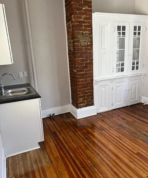 604 Mountain Ave SW #4 — Photo 9