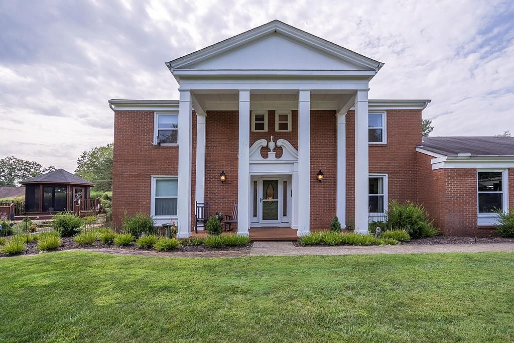 660 Forest Hills Blvd, Waverly, OH 45690 MLS 190526 Zillow