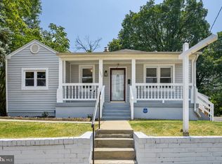 1202 Chapel Oaks Dr, Capitol Heights, MD