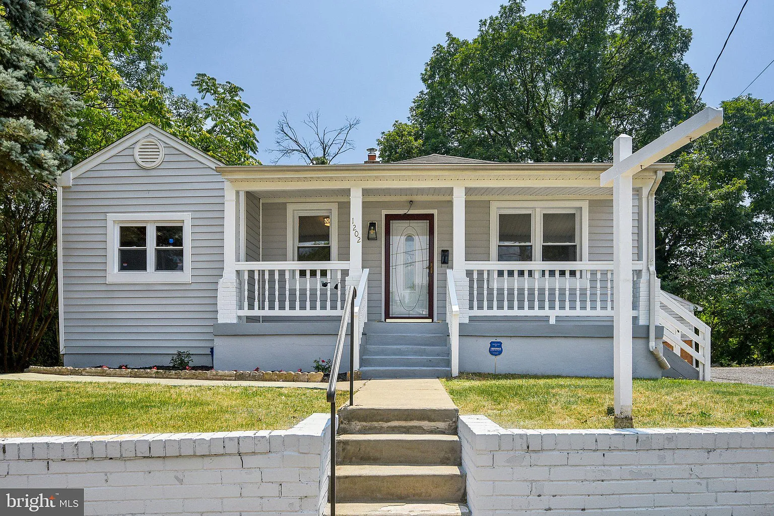 1202 Chapel Oaks Dr photo 1