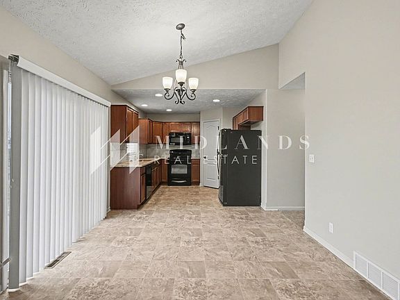 5th image of 16603 Dora Hamann Pkwy