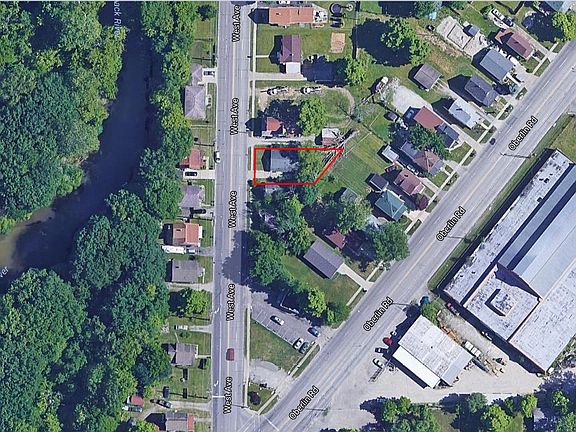 3rd image of 1828 West Ave