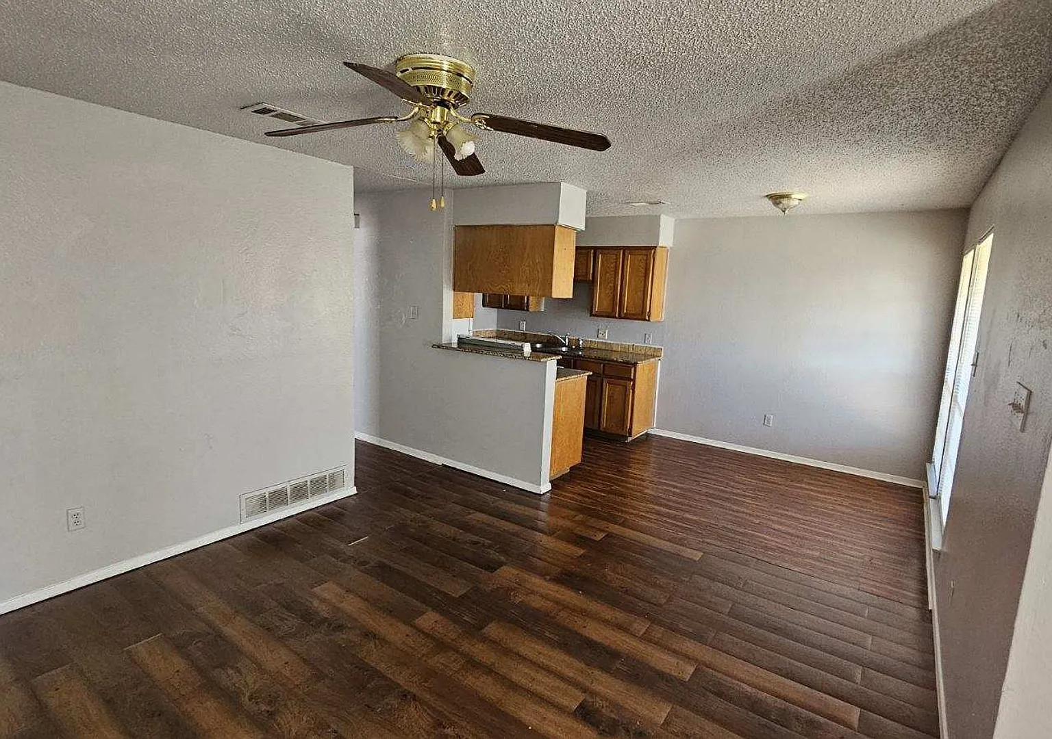 4908 Brianhill Dr — Photo 4