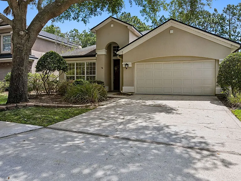 96131 Long Beach Dr — Photo 2