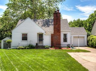 508 Ashworth Rd, West Des Moines, IA 50265