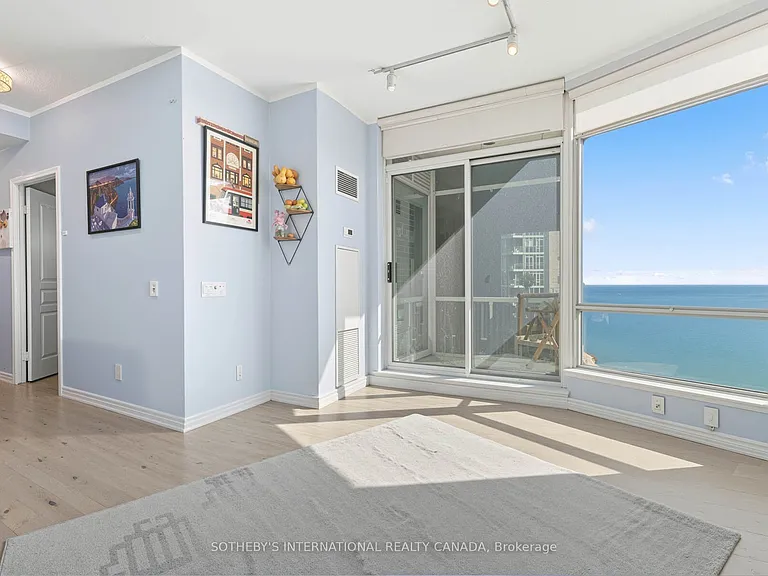 5 Marine Parade Dr #1013 — Photo 13