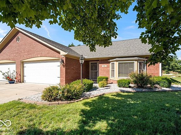 2nd image of 426 Waterford Ln