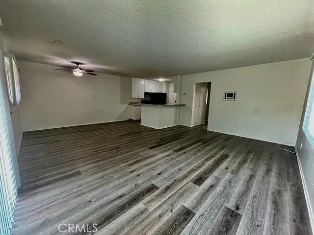685 E Vista Chino #E — Photo 14