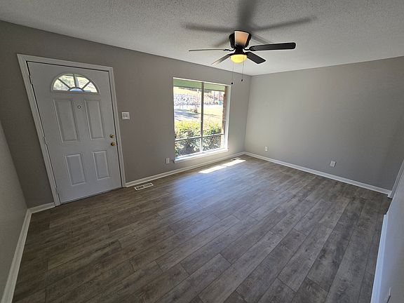 21 Lakeside Dr 3_03102025