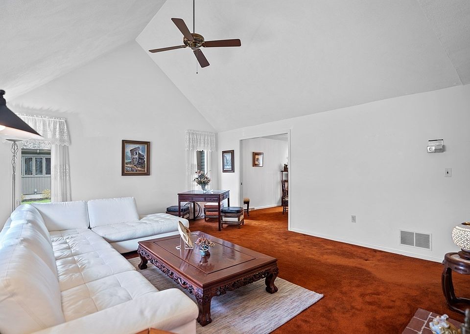 83 Potter Pond Lexington MA Zillow