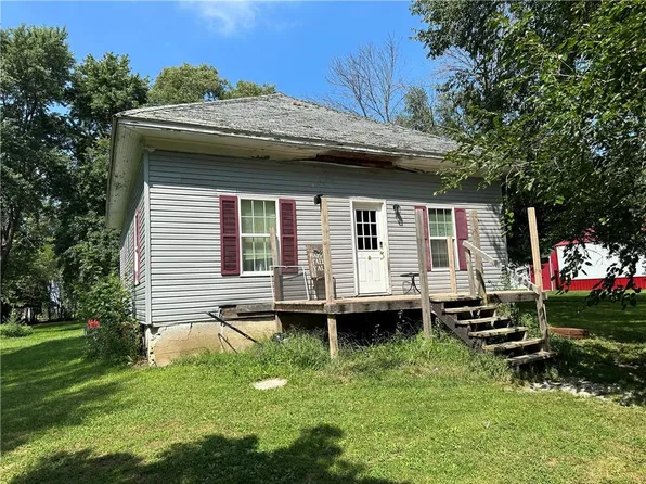 505 W Kinman St, Polo, MO 64671