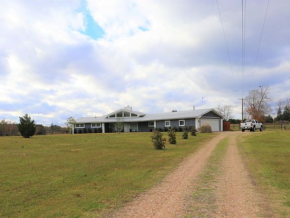 3rd image of 57992 County Road 430