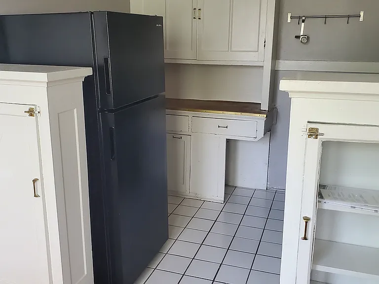 327 N Taylor Ave #304 — Photo 7