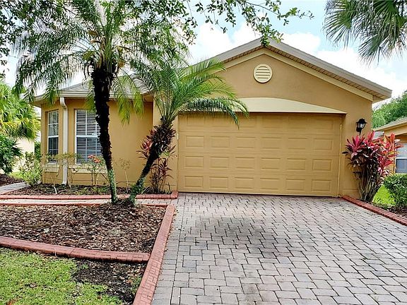 2nd image of 376 Grand Canal Dr