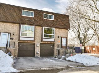 222 Pearson St #19, Oshawa, ON L1G 7C6