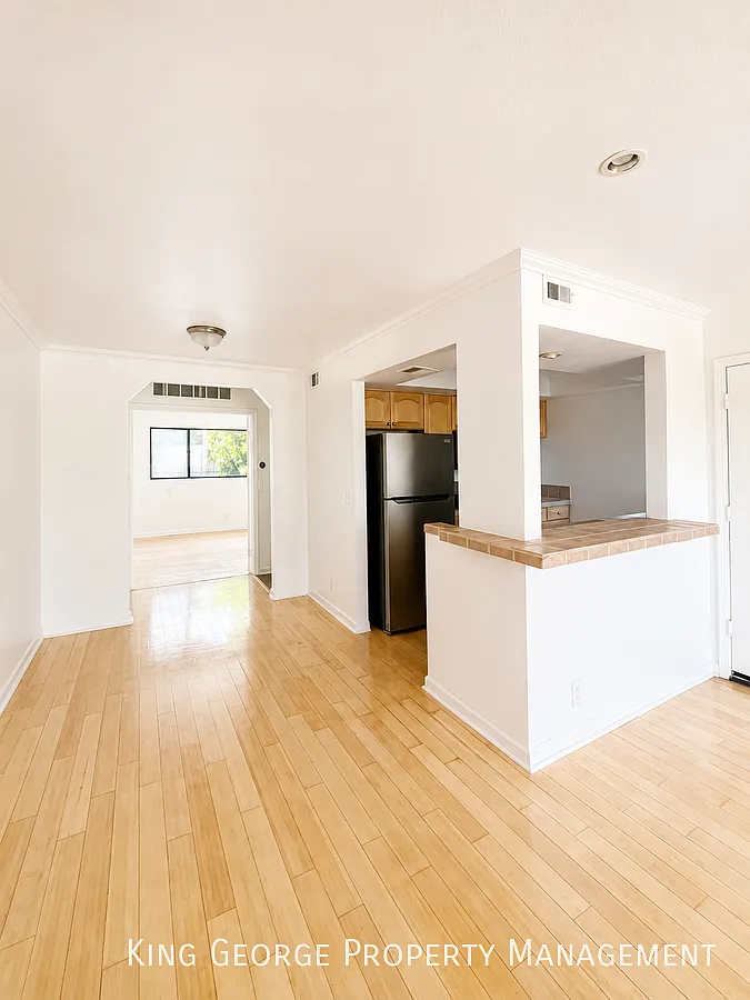 7307 Haskell Avenue, Unit #4, Van Nuys, CA 91406 — Photo 2