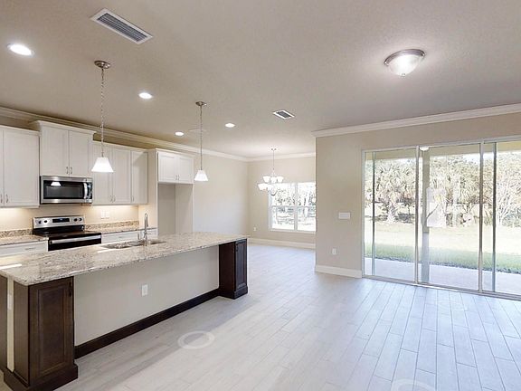 3rd image of 3118 Silvermines Ave